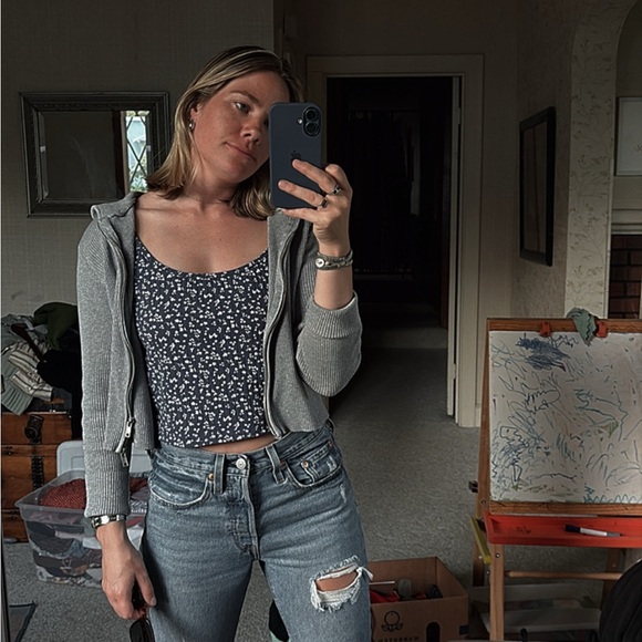 Meet your Posher, Kelsey - Picture 4 of 10